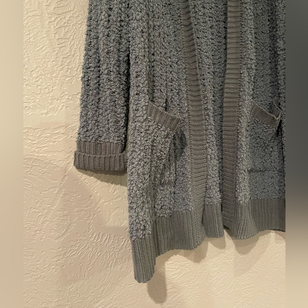 Cardigan - Picture 3 of 9